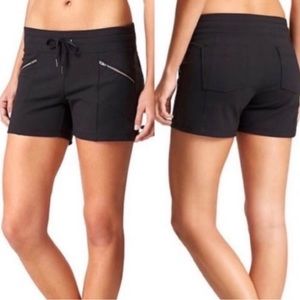 Athleta Metro Slouch Shorts